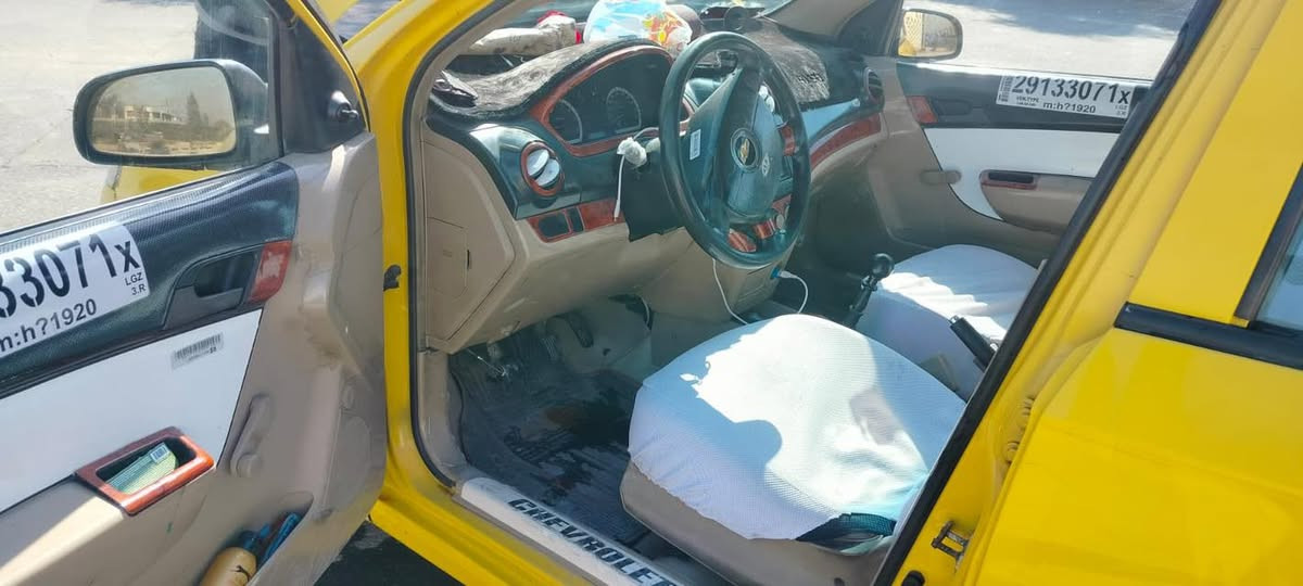 أفيو 2010 
كير محرك شرط طخم تاير بسمي كابون بانزين 
موصل جانب الأيمن  سعر 57 باقي التفاصيل اتصل ع الخط 
***********
