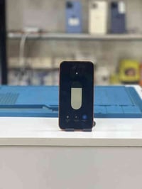 يالله  للبيع ايفون  11 العادي محور 17برو         💜    دبل سيم كاااارت ...