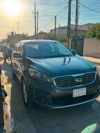 سورنتو ٢٠١٩ • وارد امريكي • ٧ راكب
