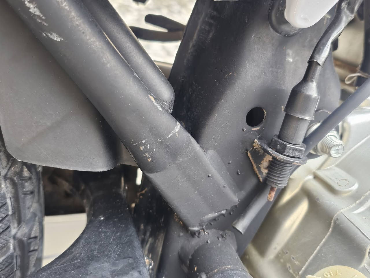 السلام عليكم سافاني باب اول 2020 5 كير مكينة 150 دراجة نضيفة وكاملة ما بيهة شي ما يشتغل ماشية 11 الف اوراق كاملة تايرات جدد سلف هندر مكينة ما تنسمع خرسة مكاني بغداد الحسينية سعرهة 425 وبيهة مجال رقم ***********
