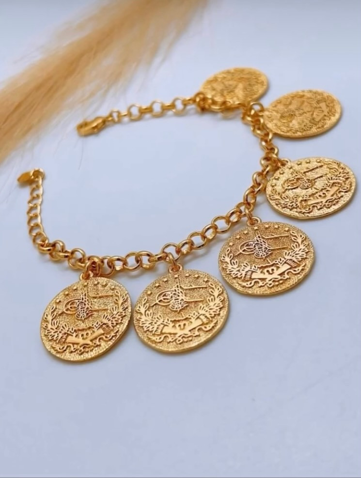 سوار ليرات ✨
متوفر بموديلين أنيقين يناسب كل الأذواق
#واسط_الكوت #الكوت #العراق #سوار #اكسسوارات


**إذا كنت صاحب هذا الإعلان وتريد حذفه لأي سبب، رجاءا أرسل رسالة إلى الدعم الفني**