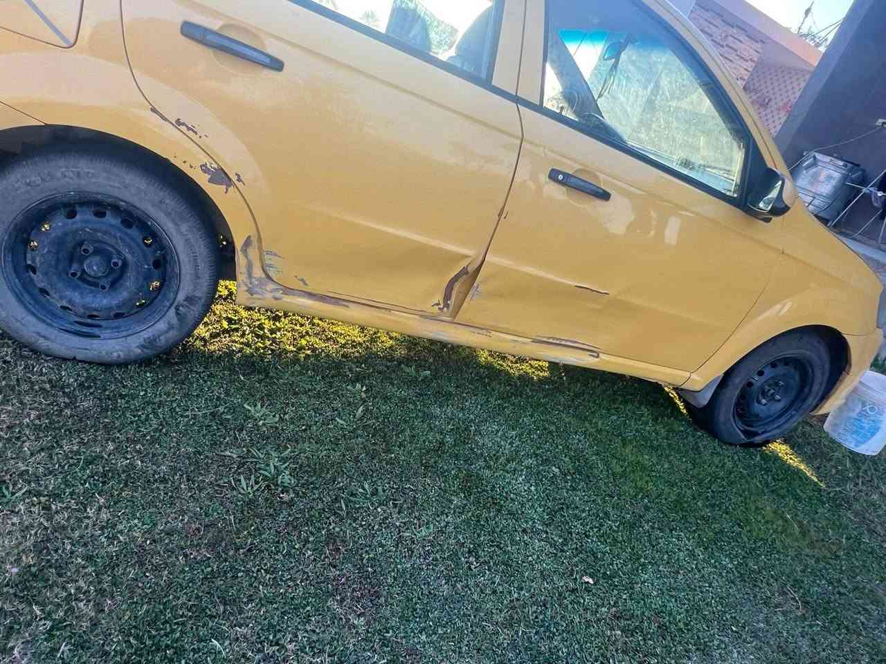 أفيو 2011 خليجي رقم بغداد أجره تكسي للبيع فقط ضربه بسيطه عكس باب السايق ترجع بارد محرك مبدل بيه كازكت فقط كير كفاله ابيعها على وضعها ألسعر ٤٥ ورقه وبيها مجال العنوان ألفلوجه ***********
