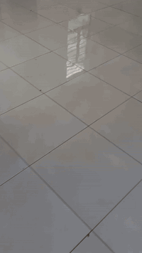 خلفه سرميك وكاشي ومرمر برسلين ودرج شغال درجه اوله متفرغ في بغداد ***********
