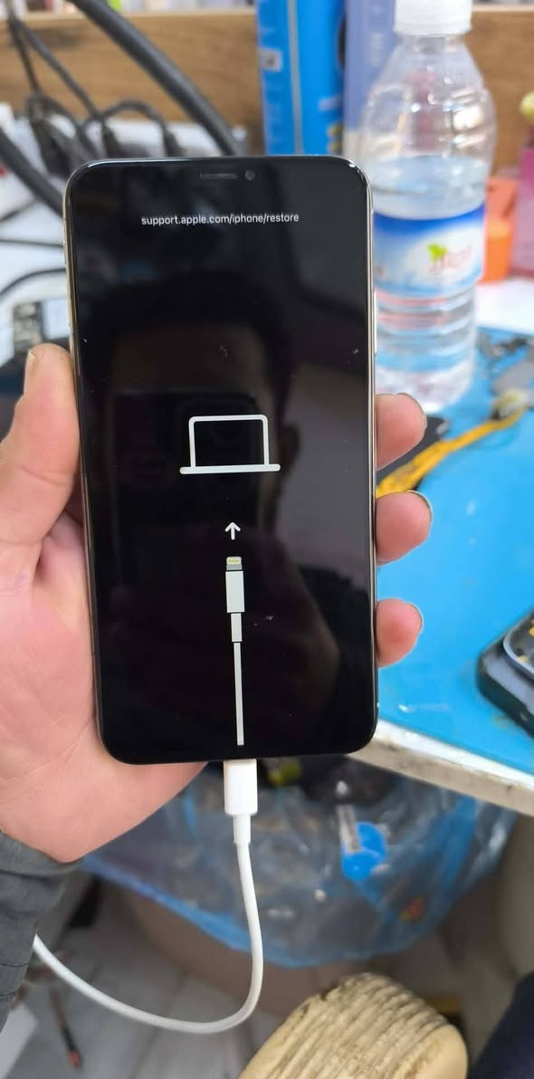 عادة نشر بسبب الوعود الكاذبة سلام عليكم ايفون اكس ماكس ذاكره 256 بطارية 100مبدلة وكع مني وطلعتلي هيج بل شاشه ما اعرف شنو عطله قيم بل يرضي الله***********
