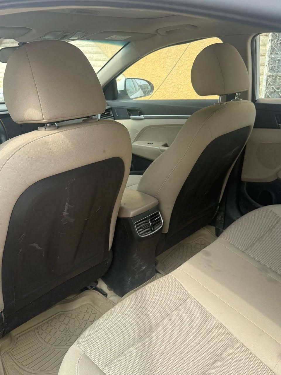 السلام عليكم
الانترا موديل 2020 رقم اربيل
السياره خليجي محرك 2000 دوش
السياره مكفوله من الضربه والبارد
السعر 160 وبيها مجال


**إذا كنت صاحب هذا الإعلان وتريد حذفه لأي سبب، رجاءا أرسل رسالة إلى الدعم الفني**