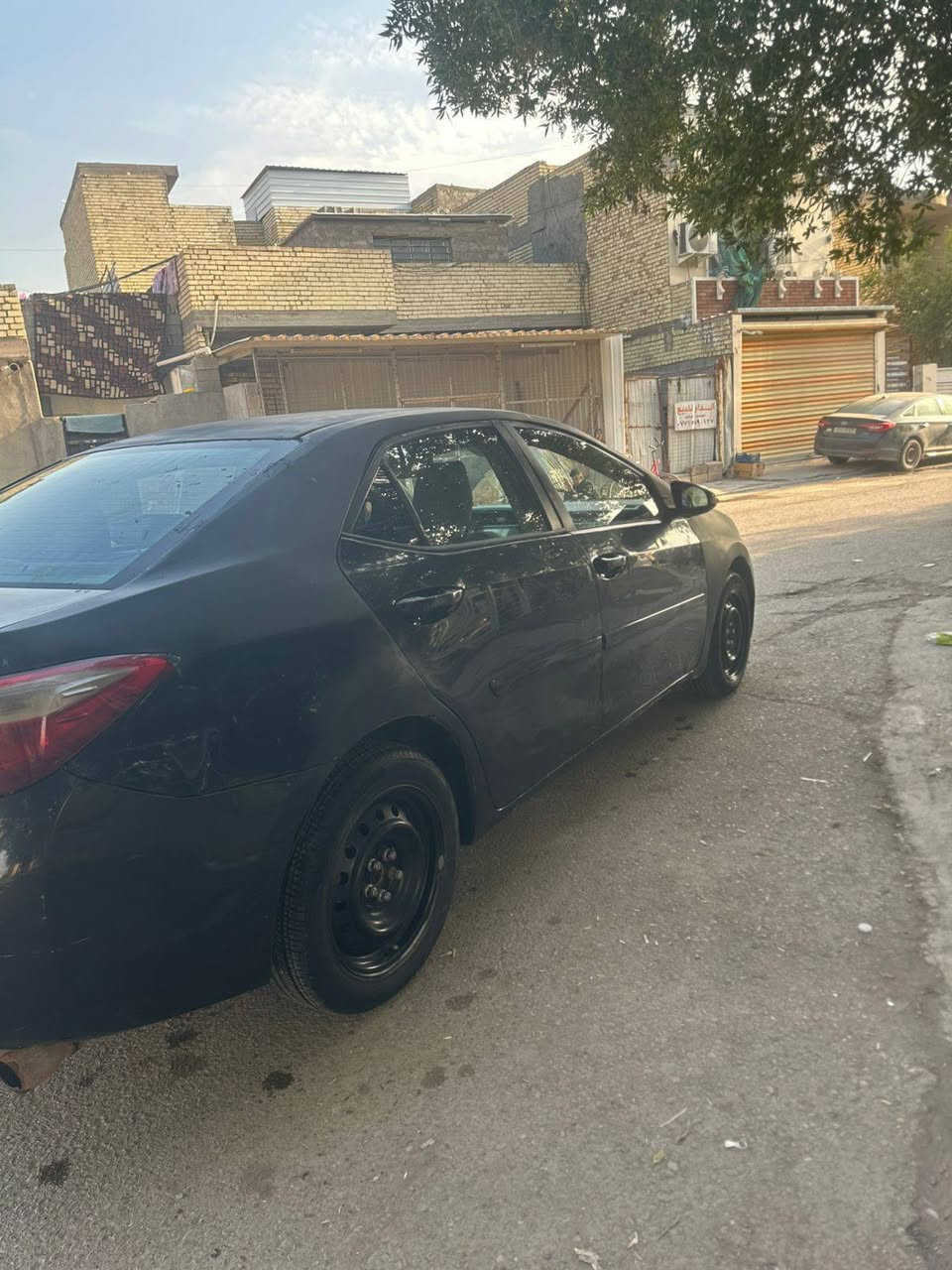 سلام عليكم
كورلا 2014 رقم بغداد تحويل مباشر 
مكينه 1800 دوش كير At 
مواصفات اشاير بلمري تحكمات 
شفتات بلستيرن مثبت سرعه 
شاشه كامره دواره وبعد بيه مواصفات 
سياره صبغته تعبانه يرادله صبغه جديده 
مكاني بغداد الكاظميه سعر 77 وبيه مجال 
هـ ***********
