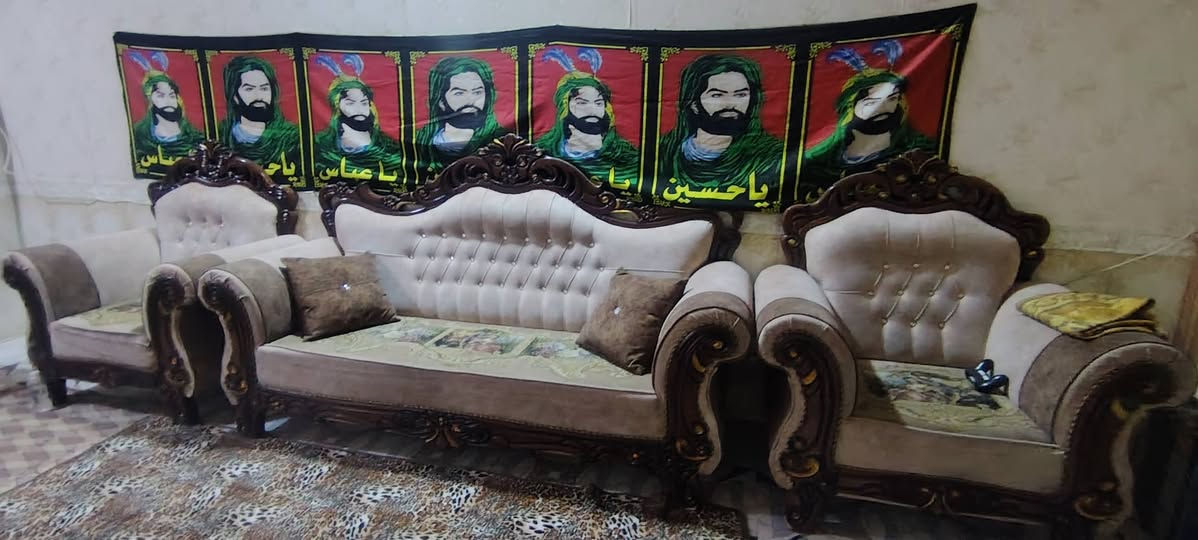 للبيع نظيف جدا ٤٠٠مجال بسيط ***********
