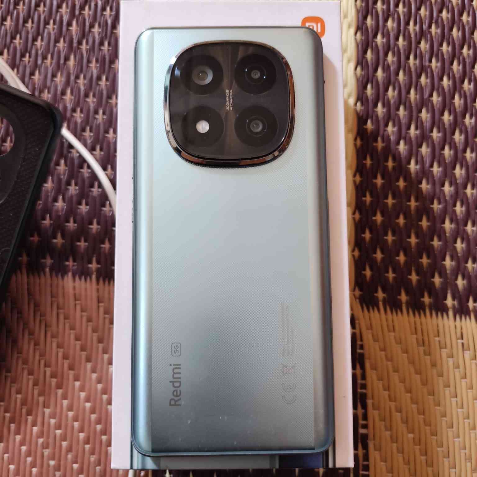 السلام عليكم مبايل ريدمي نوت 14 برو بلص 5g
ذاكرة 512

بطارية 5125

Snapdragon® 7s Gen 3 Mobile Platform ثماني النواة بتردد يصل إلى ٢,٥ جيجا هرتز

الرام12+12

120هيرتز

صوت ستيريوم

120فريم

شاشة 6فاصلة6

وصطوع يوصل 3000شمعة

كامري خلفية 200ميگة بكصل+تثبيت بصري+فيدي فور كي+الكامرة المامية50ميكة بكصل

يدعم الذكاء الاصطناعي 

مقاوم للماء +والصقوط بمعيار ايبي69

يدعم الشريحة إلكترونية وشريحتين سيم سيم كرت

شاشة منحنية

السعر 550وبي مجال شي بسيط

الرقم***********وبي واتساب
