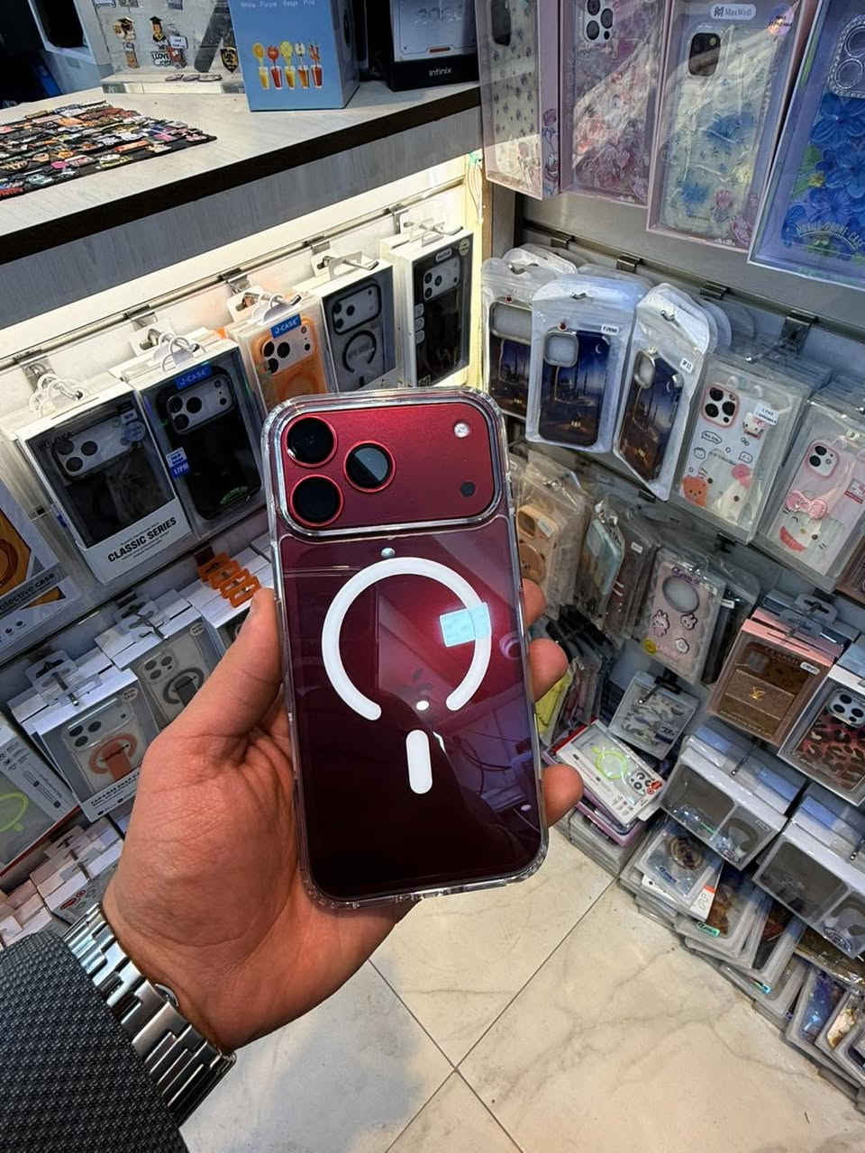 مليت من لون موبايلك البرتقالي ؟
تعال يمنا ونغيرلكيا باللون الي يعجبك 
+موبايلك ١٢،١٣،١٤،١٥،١٦ بروماكس وتريد تحوره لل١٧ نحورلكيا ودرجة المطابقة ١٠٠٪؜ بشرط حتى كفرات ال١٧ ترهم علي 
عنونا هيت مقابل شارع الحمام (مكتب الحسن القديم)


**إذا كنت صاحب هذا الإعلان وتريد حذفه لأي سبب، رجاءا أرسل رسالة إلى الدعم الفني**