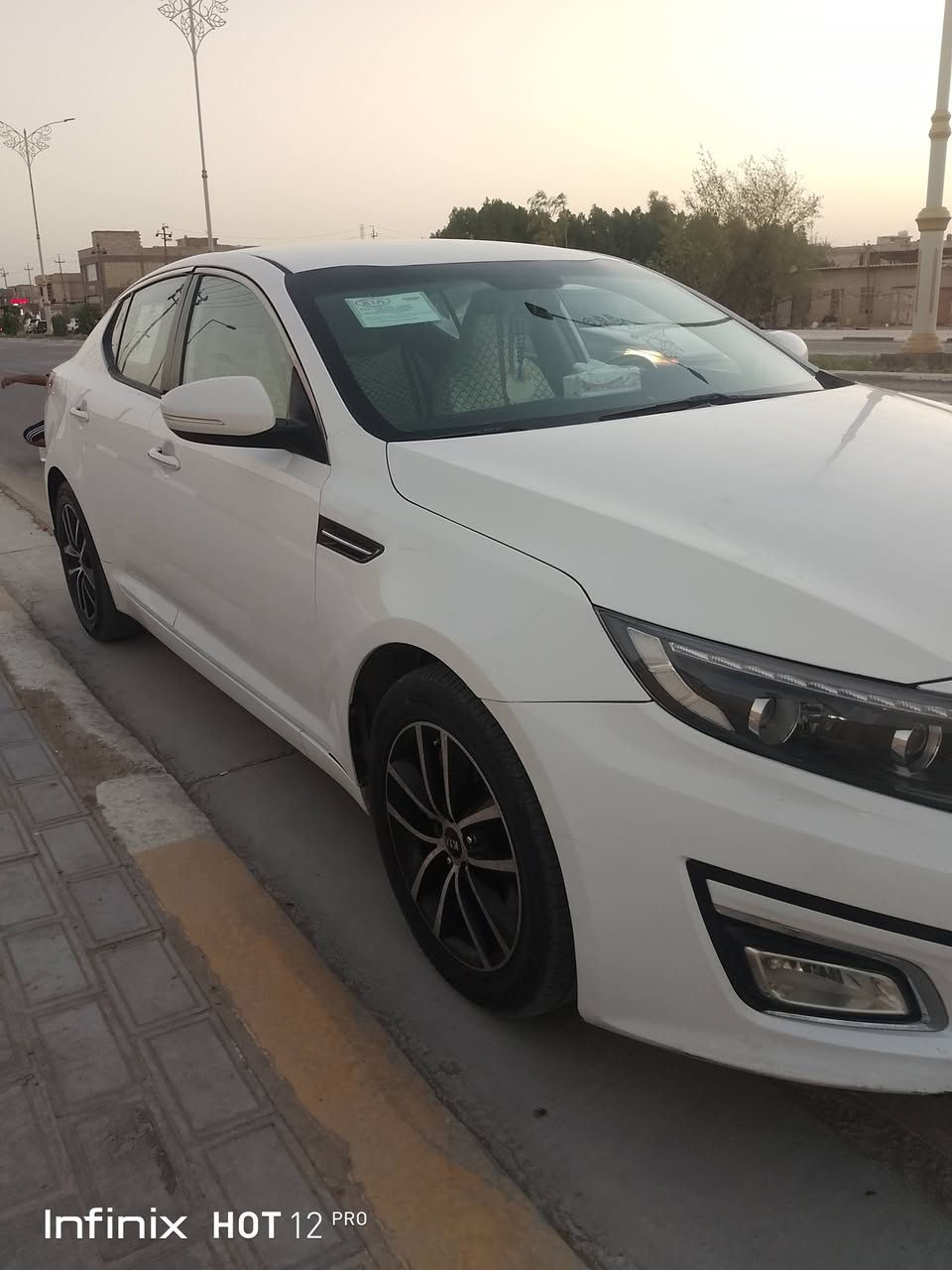 السلام عليكم اوبتماا 2014 خليجي فول مواصفات
عدا الفتحه  بيه نص بنيد وجاملغ
مواصفات 
محرك 2400 دبل كزوز 
بصمه تشغيل وابواب وصندوق 
لد امامي + لد خلفي 
حساسات  
تبريد قطعتين 
وباقي المواصفات معروفه 
السياره جاهزه 
السعر136$ مكان السياره كربلا۽ 
متواجد خاص


**إذا كنت صاحب هذا الإعلان وتريد حذفه لأي سبب، رجاءا أرسل رسالة إلى الدعم الفني**