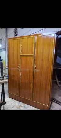 كنتور • ٣ ابواب • صاج نضيف