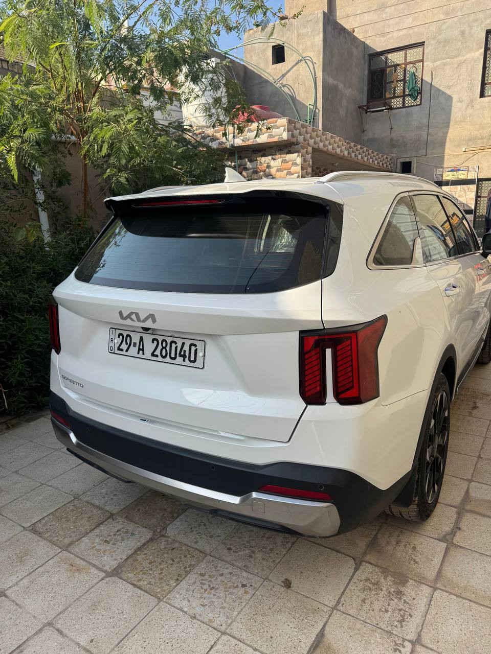 السلام عليكم
للبيع (سورنتو) كفالة عامة 
موديل 2024 / قمارة حديد / ويل 20 / داتا شو 
ماشية 21 الف / السيارة مكفولة من كلشي ولاتوجد ملاحظات / رقم واسط / عنوان الناصرية/ والسعر (318) للتواصل/ *********** الرفاعي, ذي قار
