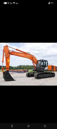 هدم الدور • رفع الأنقاض • تجهيز مواد