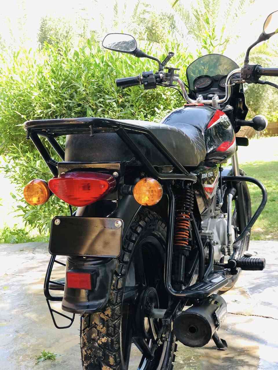 سلام عليكم دراجه بوكسر للبيع مكفوله كفاله عامه  شرط اي نقص مابيهه لمكان ديالى ناحيه السلام 
سعر مليون و150
اتصال ☎️ ***********
