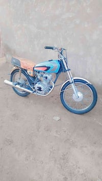 كلك كلك للبيع شلعه فول ب300 فيس مامتواجد هذا رقمي 07846343388