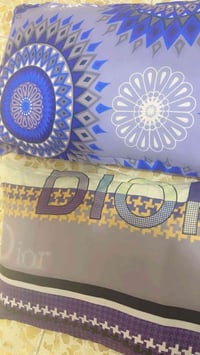 ٢٠ مخدات
