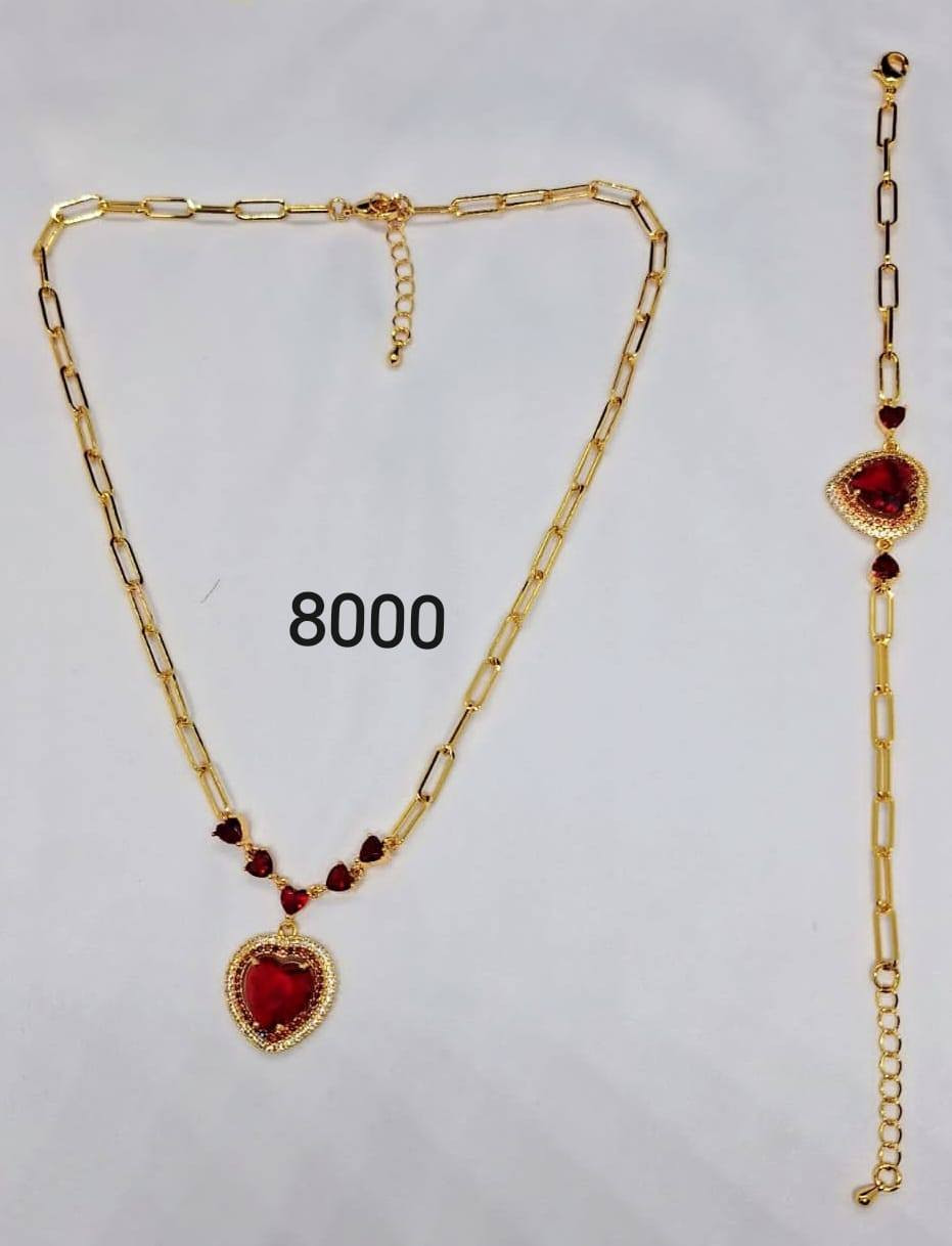 حبايب وفرت هداية عيد الام ووفرت ايضا عباية تجنن وشيلة الامهاتنة الله يحفظهن الي يريد يتفضل خاص *********** يوجد توصيل لجميع محافظات العراق ملاحضة عيد الام يوم السبت يصادف اول ايام العيد
