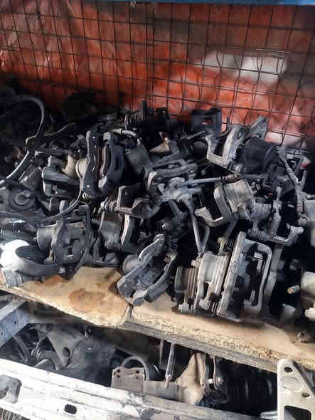 مجمع علاء السلطاني وصفاء السلطاني حله حي الصناعي مقابل كراج البلدية رقم تلفون ***********
