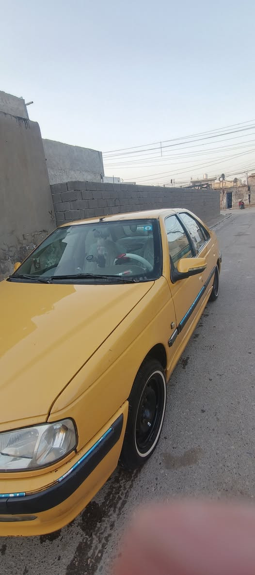 سلام عليك بيجو بارص للبيع
سيارة كفالة ما عدة الباب خلف السايق و جاملغ 
موضح بلصور الباقي كفالة تبريد كشر نعمة 
تخم تاير صارلة شهر من شادة 
السعر 42 الرقم *********** 
بكان بغداد حي النصر
