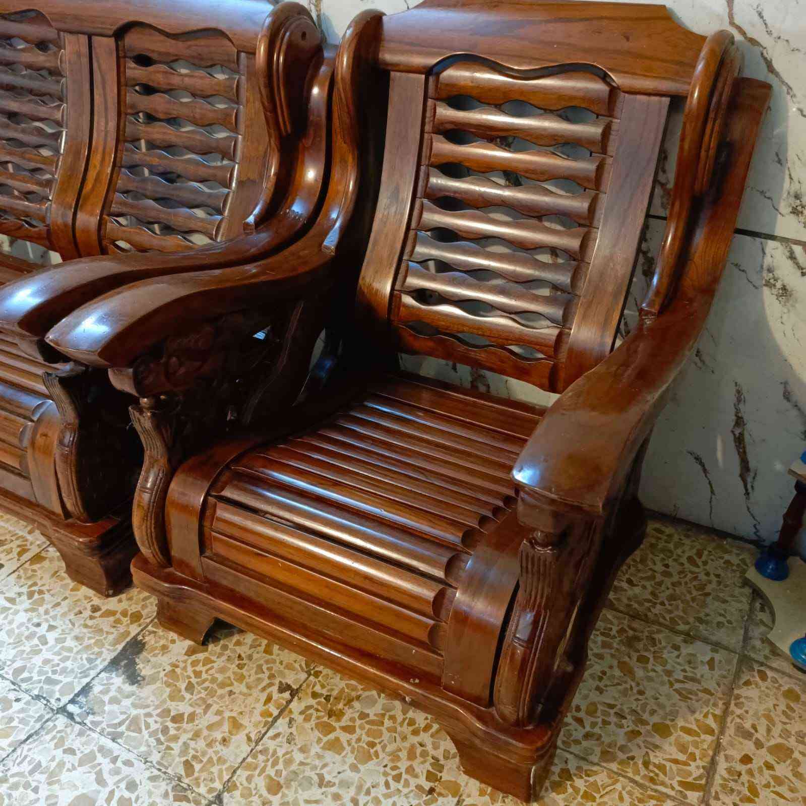 تخم كوري سبع مقاعد 2كبار وكرسي نظيف كلش ألسعر 350 بي مجال عنوان بغداد الحبيبيه بغداد, العراق


**إذا كنت صاحب هذا الإعلان وتريد حذفه لأي سبب، رجاءا أرسل رسالة إلى الدعم الفني**