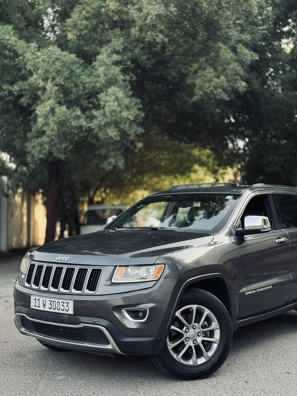 السلام عليكم
جيب ٢٠١٥ وارد امريكي لمتد
رقم بغداد جديد هزة جديده سنويه جديده
بصمه 
فتحه سلايد روف
كشنات جلد
تدفئه كشنات خلفيه
كشنات اماميه تدفئه
تدفئه ستيرن
خزن كشن ميموي
مري داخلي تعتيم
هيتر مري 
كير طياره 
المكينه المرغوبه بساتم ٢٠١٤
صندوك كهرباء
قطعتين تبريد
فول تحكمات ستيرن
اوتو ستارت 
تبريد منفصل مناخي 
فور ويل سياره 4/4
بك لايت لد 
السياره مصبوغه حزام وبيها كص جاملغات خلفيه بدون جفيه بدون كلبه بدون لغد بدون شاصي 
السعر 170 وبيها مجال
العنوان بغداد اعضميه 
للتواصل ***********
