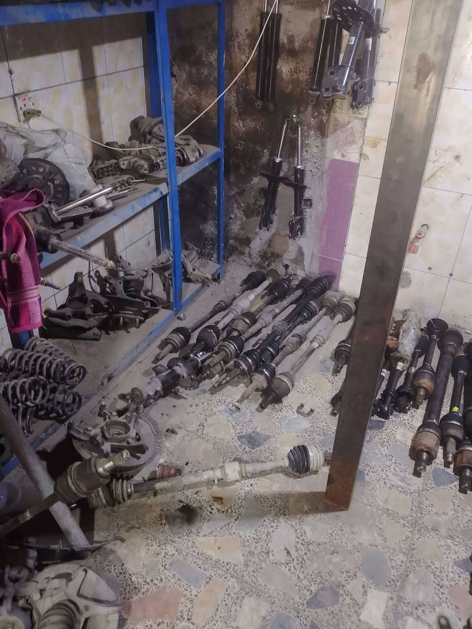 م
حل ادوات صدر كوري تفصيخ معه وجود حداد صدر معه وجود ضمان للادوات حي الامين الثانيه قرب البازخانه رقم الهاتف ***********
