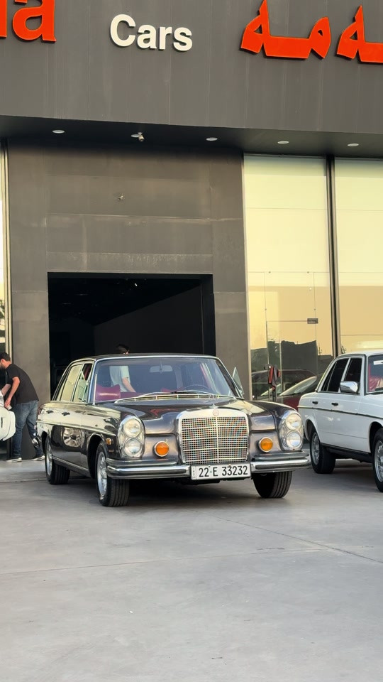 #فرهاد_كلاسيك #سيارات_قديمة #mercedes #classiccar #بغداد 


**إذا كنت صاحب هذا الإعلان وتريد حذفه لأي سبب، رجاءا أرسل رسالة إلى الدعم الفني**