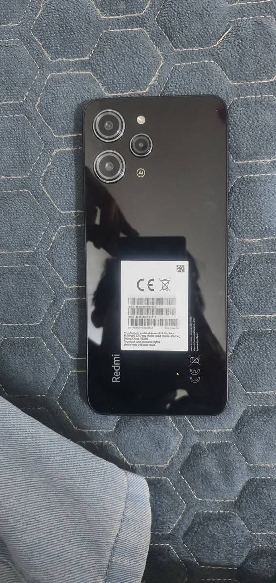 سلام عليكم جهاز ريدمي12 ذاكره 256 نضيف كلش استعمال بيت شخطه مابي للبيع فقط السعر 130وبي مجال بسيط للشرائح
رقمي للتواصل ***********
