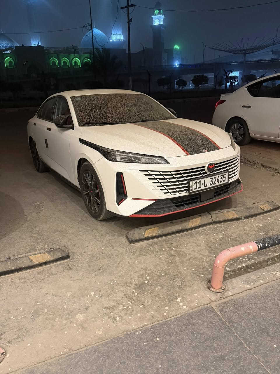 🚘 للبيع — Changan Eado Plus 2025 ✨
موديل 2025 بحالة ممتازة ومواصفات فخمة 🔥

سيارة عملية + اقتصادية + شكل عصري يخطف النظر 😍

✔️ محرك اقتصادي وعزم ممتاز

✔️ جير أوتوماتيك ناعم

✔️ شاشة معلومات كبيرة

✔️ كاميرا خلفية

✔️ حساسات أمامية وخلفية

✔️ تشغيل بصمة

✔️ دخول ذكي

✔️ تحكم سكان

✔️ مثبت سرعة

✔️ فتحة تكييف خلفية

✔️ إضاءة LED

✔️ مرايا كهربائية

✔️ جنوط رياضية

✔️ مقاعد جلد فخمة

✔️ مساحة داخلية واسعة ومريحة

فتحه في السقف موجوده

✔️ صرفية ممتازة للبنزين

ماشيه 84الف 

بيها قطعتين بارد فقط

سياره صارف هوايه عليها 

🚫 بدون بانوراما

🚫 المقاعد بدون تبريد أو تدفئة

💰 السعر: 130ورقه  قابل للنقاش بالمعقول
ماكو هيج سعر بسوك سياره صارف عليها 
ال20 دينباع ب110

📞 للاستفسار:

***********

📍 السيارة نظيفة جداً وتستحق المشاهدة ✨
