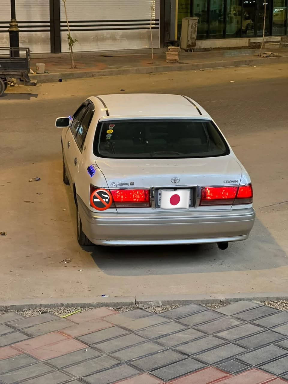 السلام عليكم
كراون ملكه 2002 كفاله 

رقم كركوك قرار 48 مدفوع كمرك وصاعده هزه السياره 

شاصي 75مكينه ديفور الكبير 

4دكم 

تبريد خلفي 

ثلاجه 

برده خلفيه 

كراسي 4كهرباء 

تخم تاير جديد 

حداديه جاهزه

سياره جاهزه من كلشي 

السعر 118$

عنوان السياره نجف 

***********📞
