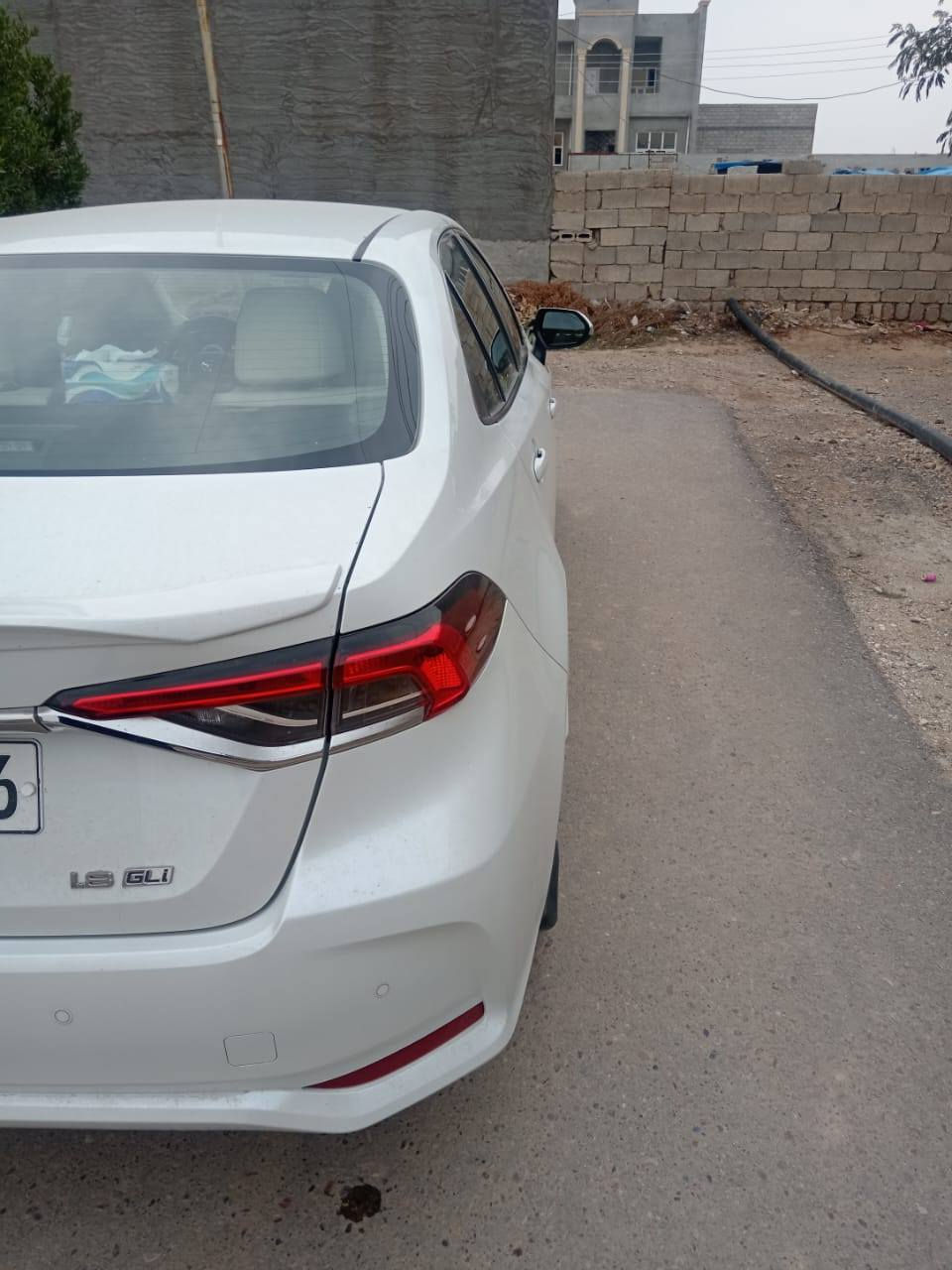 السلام عليكم
كورلا موديل 2024 خليجي.بانزين فقط 

فئة   GLi✅

محرك 1800✅

رقم دهوك بأسمي شرط التحويل✅
 هزة وفحص وسنوية جديدة ✅

بدون صبغ بدون تبديل 
سيارة جاهزة وجديدة 
مكفولة كفالة عامة ✅
ماشية 49000 كم وقابل لزيادة✅

((ضمان شركة جيهان))✅
 
كل صيانة مال لسيارة مسويها بلشركة ✅

مواصفات 
بصمة تشغيل 
بصمة ابواب 
صندوق بصمة 
انارة ترحيب 
مرايات جانبية اشارة + شفط كهربائي 
تنتة سقف 
تحكمات فول ✅
 
وضعيات قيادة نورمال -وسبورت -وأيكو ✅

سعر✅  194 ✅ وبيها مجال بسيط مكان ((صلاح الدين.. تكريت)) 

ملاحضة ( السيارة مكفولة كفالة عامة من اي رصعات او خدوش وحتى لدعاميات بلادية  ) 

اتصال/ او/ واتساب ***********✅
