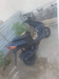 ساسوكي للبيع شغاله كلشي مابيه بس ترتيب سعره 160 الف وبيه وراق هاذ رقمي...