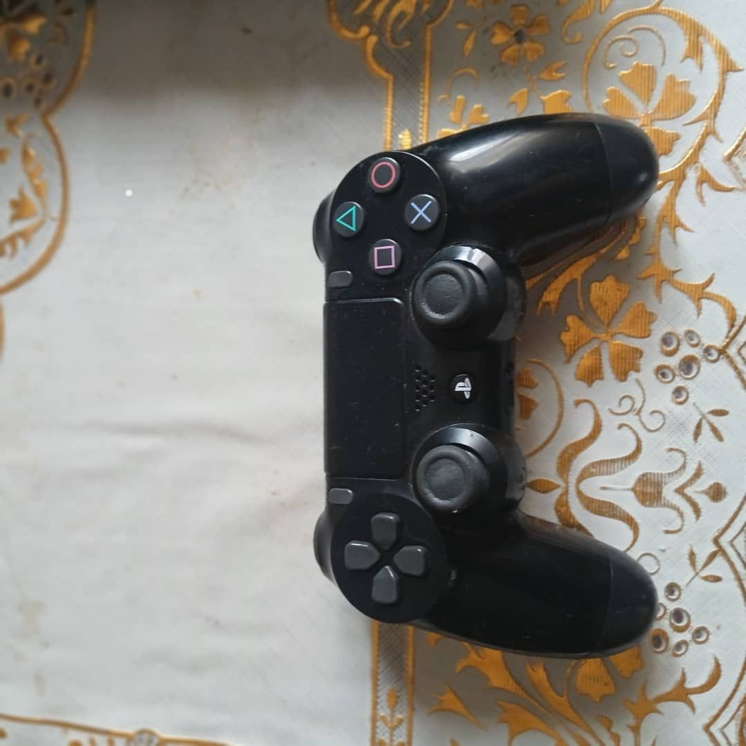Play 4 a vendre mflachya


**إذا كنت صاحب هذا الإعلان وتريد حذفه لأي سبب، رجاءا أرسل رسالة إلى الدعم الفني**