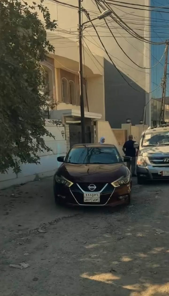 للبيع او مراوس 
نيسان مكسيما 2018
الحادث كلش بسيط وبدون ايرباك وبدون دواخل وبدون شواصي جاملغ ورصعة بالبوند حادثها جانبي مو بجم
مواصفات:
رادار امامي
بصمة 
تشغيل عن بعد
كشنات تدفئة 
كشنات كهرباء
شاشة 
كامرة 
وباقي مواصفات معروفة
سيارة ادامة كاملة عليها
وبيها دفتر تبديل دهن كير كل 60 الف كيلو بشركة لوكي مولي
جاهزة عل اخر حبة
بيها ملاحظتين صغار مثل البولش وهل امور 
*********** موصل, نينوى
