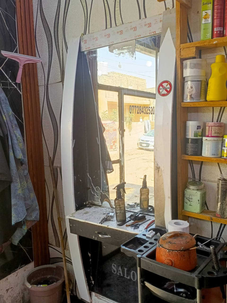 اميازه عدد ثنين ورفوف للبيع انضاف 
عمارة ***********
