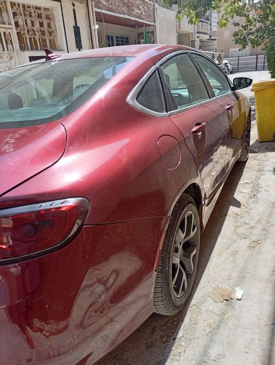 السلام وعليكم سياره c 200 موديل 2016 بااسمي تحويل مباشر مكينه 2400 جديده شاده جديد حادثه جنطه خفيف بدون دواخل بجم كبس مكفول لا لغد ولا شاصي مصبوغه 5 قطع اعتبر حزام لاتعبك ولاتعبني
_شاشه كبيره 
_كشن كهرباء
_فتحه 
_بصمه ابواب 
_كير ماوس 
_سترين تحكم 
_بيها منظومه غاز
 صدر نظافه 70‎%‎ نقص كمبريسر تبريد فقط لان منظومه تبريد كلها جديده فقط كمبريسر عطل 
مكاني بغداد حي تونس *********** 
السعر 97 ورقه وبيها مجال
