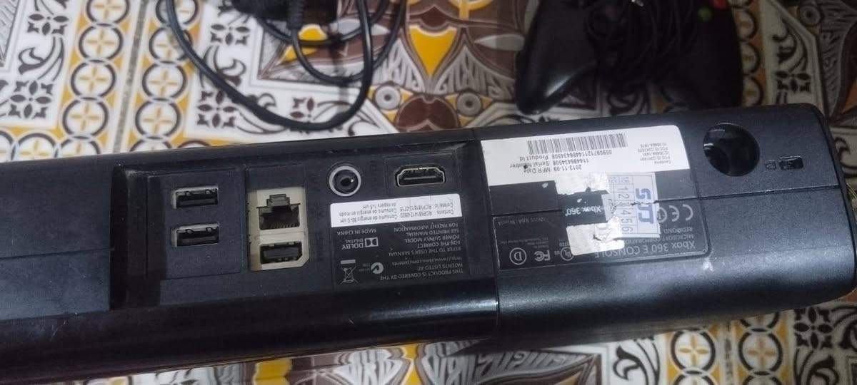 سلام عليكم 
اكس بوكس 360 
للبيع كامل الملاحقان 
جوستك وحده ام الواير
محوله
واير الفيشه 
هارت بي 19,لعبه 
والجهاز سلم مهكر 
الجهاز ما مفتوح كامل نضافه 
السعر 120 وابي مجال 
المكان ديالى خان بني سعد


**إذا كنت صاحب هذا الإعلان وتريد حذفه لأي سبب، رجاءا أرسل رسالة إلى الدعم الفني**