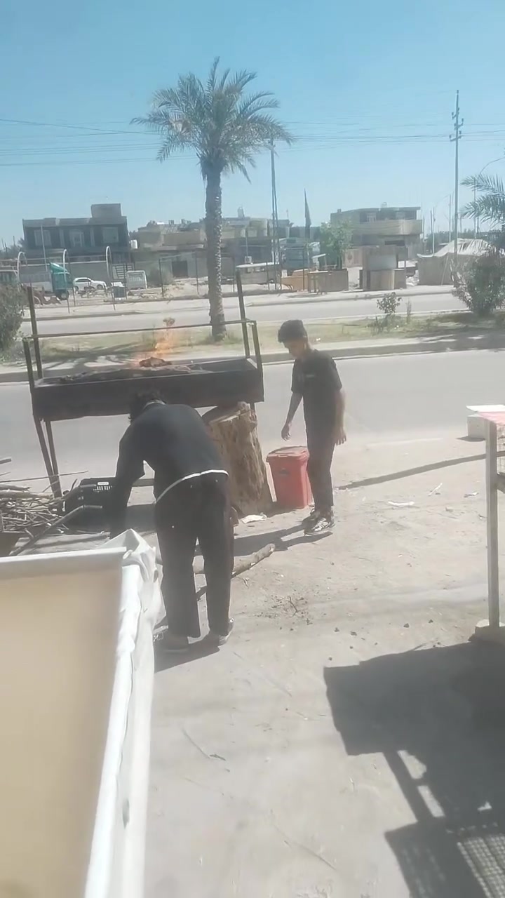 سلام عليكم
عظم الله لكم الأجر
مسكوف أهلنه
سمج ودجاج حي
كامل من كلشي
وبيه خير من الله معاميل
للبيع عدم التفرغ
ناصريه سديناويه
مثل ماواضح بالفيديو
واستاب ***********

