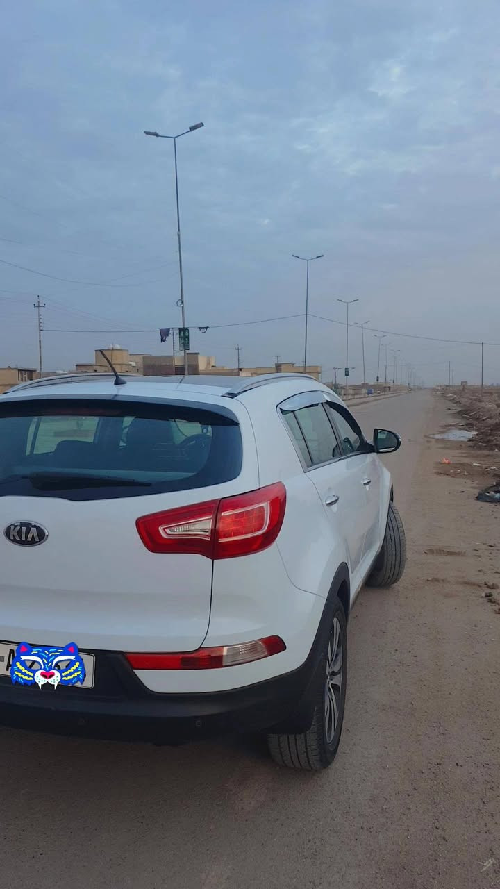 سلام عليكم. 14 فول 1/1
مواصفات.بصمه .بصمه ابواب 
بنراما .لد نهاري 
مري شفط. اشاير بلمري 
5 ويل كب بلادي 
ثلاجه بلجكمجه 
كروز سرعه 
حساس خلفي 
حساس بل ١٢٠
انضمه قياده ٣ 
خليجي الفين دوش 
كير ومكينه عله وضع الشركه 
بيه سونار وهزة وسنويه قبل سبوع 
مكانه بغداد الحسينيه السعر 165$


**إذا كنت صاحب هذا الإعلان وتريد حذفه لأي سبب، رجاءا أرسل رسالة إلى الدعم الفني**