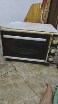 فرن كهربائي • شغال • حريه سوق ثانيه