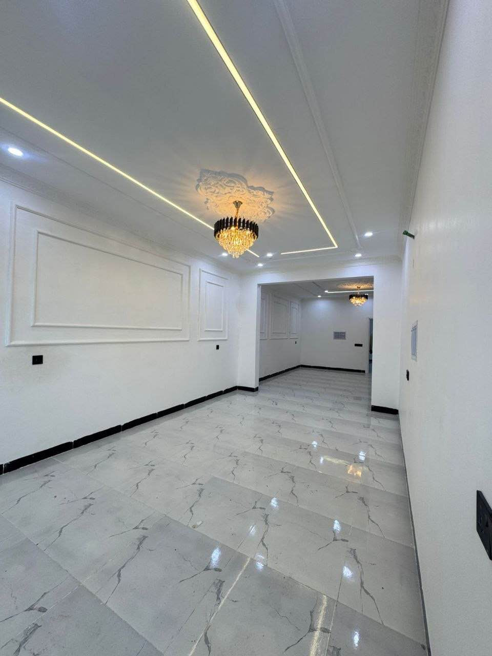 للبيع في اربيل حي 8 حصاروك  
سند طابو يتسجل بإسم اي عراقي
مساحة 125M+125M طابقين 
يتكون من⤵️
➖4غرف نوم 
➖استقبال
➖صاله
➖مطبخ
➖مجموعه صحيات
➖كراج
السعر 6 دفاتر و 60 ورقة فقط 

☎️📞 للاستفسار والتفاصيل:

***********(واتساب-اتصال)
***********(واتساب-اتصال)
***********(واتساب-اتصال)
————-⸻
🔹 إذا لم يكن هذا العقار مناسب لرغبتكم أو امكانيتكم ، زوروا قناتنا على التلكرام وتصفحوا مئات العروض الأخرى
https://t.me/qallaynwe 👈🏻 أربيل, العراق
