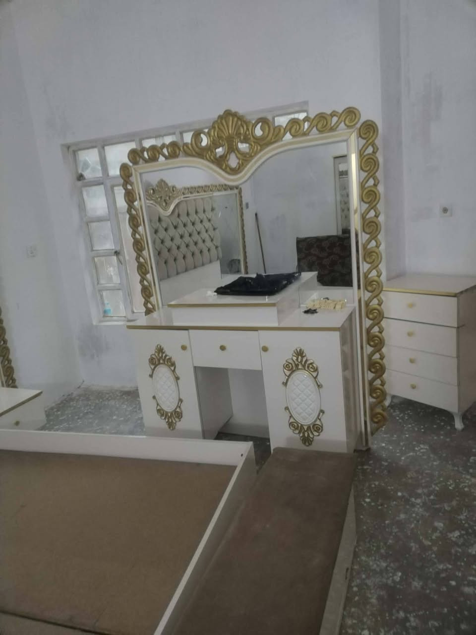طوزخرماتو اشتري وبيع اي حاجة منزلية غرفت نوم ديوان ثلاجة مجمدة طباخ كونتر أي حاجة منزلية ***********..***********
