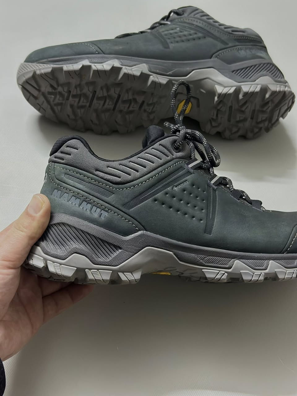 سڵاو و ڕێز

پێڵاوی شاخەوانی 
بڕاندی ماموت سویسڕی 
Mammut 🇨🇭 
Mercury IV Low GTX
مۆدێل 2022

ئۆرجیناڵ خاوێنی %99

گۆرتێکس
ڤایبرام 

سایزی 42
26.5 CM

گەیاندن بۆ سەرجەم شارەکان بەردەستە
کەناڵی تیلیگرام
https://t.me/davarsstore


**إذا كنت صاحب هذا الإعلان وتريد حذفه لأي سبب، رجاءا أرسل رسالة إلى الدعم الفني**