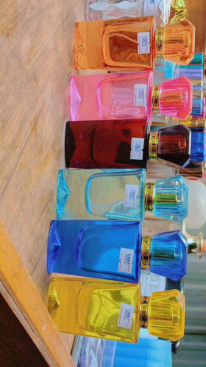 نـــور للعطور ألمركزة 🤍
عرض خأص لمدة 3 ايام 🔥

زجاج عروسة 10ML القطعه ب2 الفين  3 قطع ب 6 وال 4
مجاني

زجاج 35ML بجميع الأشكال وال الألوان القطعه ب 5 الف 3قطع ب 15 وال 4 مجاني 

زجاج لاكجري 60ML القطعه 10 الف 3 قطع ب 25 الف

زجاج الورد 50ML القطعه 8 الف 3 قطع ب 20

زجاج نص توله مسك القطعه 5 الف 3 قطع 15 الف وال 4 مجاني 

زجاج بلاستك القطعه 1 الف عرض خاص ب 500 دينار 

انواع العطور 💥
1-شاليز 
2-غرام أليل 
3-جكليت اسود 
4-ألمثيرة 
5-أثارة 
6-بربري هير
7-انا الأبيض 
8-دولشي كابانا L3 
9-بلاتينيوم خاص 
10-سوفاج 
11-دنهل دزاير 
12-لافي بيلي 
13-لانكوم 
14-الرحاب الازرق 
15-الرغبة
16-مسك الطهارة 
17-212 
18-كول وتر
19-هاواي 
20-فنتازي وسط اليل 
21-هافوك 
22-وان مان شو 
23-لاكوست سبورت 
24-مكياج 
25-دنهل احمر 
26-فندي 
27-بكرات روج
28-رويال بلاك 
29-سكادا تاج 
30-شيخ زايد
31-جنسي جدا الان 
32-ليدي وردي 
33-ليدي بنفسجي 
34-سكاندل كولتير الفضيحه 
35-جادور 
36-امير الشباب 
37-بيبي جونسن 
38-بربري R 
39-اغراء 
40-كاردينيا 
(العطور ثبات وفوحان ) 

يوجد توصيل داخل المحمودية 🚗

ألعنوان المحمودية مجمع القادسيه مقابل ماركت المصطفى
 
*********** واتساب 💬
