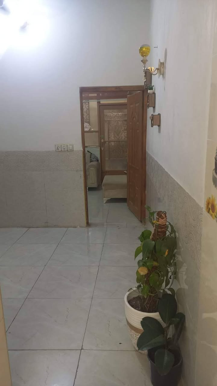 #للبيع بيت ٥٠ متر طابقين حي الامام علي مقابل اسواق برتقالة ملحق المثالي يصلح سكن وحسينيه للتفاصيل اكثر الأتصال بالرقم ***********
