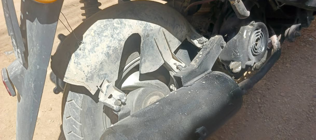 ماطور ياماها بريز ياباني للبيع كفاله عامه شغال سلف وهندر تشغل وتمشي
السعر ٣٥٠ وبيه مجاااااااال 
للاستفسار التواصل على الخاص 
او الاتصال على الرقم 
***********
