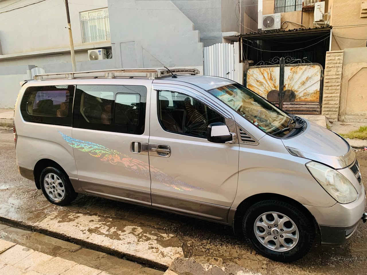 السلام وعليكم ستاركس للبيع موديل 2008 كير توماتيك استيراد خاص أربعة دسك كشنات جلد متحرك سياره حيل نضيفه وحلوى رقم كركوك باسمي السعر 138 مكاني الموصل 
***********
***********
