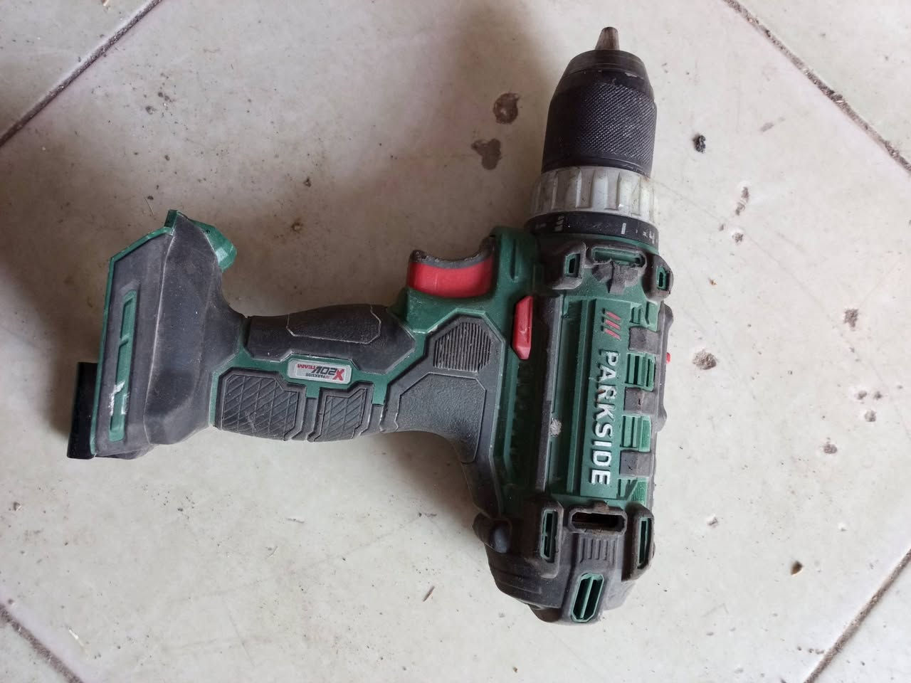 اخر 2قطع 50 ألف واصل


**إذا كنت صاحب هذا الإعلان وتريد حذفه لأي سبب، رجاءا أرسل رسالة إلى الدعم الفني**