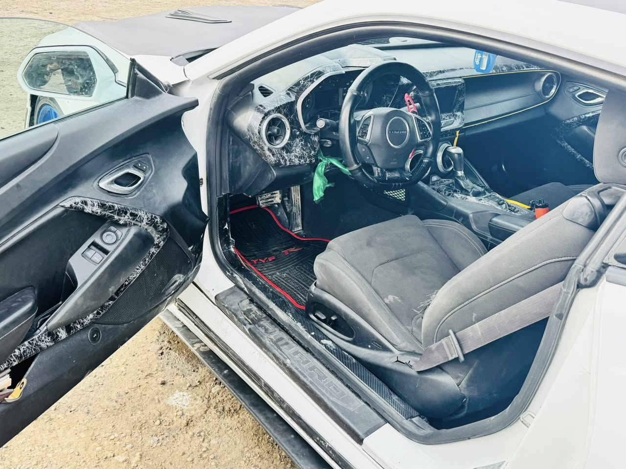 السلام عليكم
كمارو 2017.        Rs

ستة سلندر            3600
حادثهة جاملغ امامي و بيهة بارد في جاملغ الخلفي 
لا لغود و لا شواصي 
تحكمات ستيرن 
شفتات لون احمر 
شاشة كامرة 
بصمة 
+ بصمه ابواب 
سايد بريك بصمة 
ثلاث انضمة قيادة 
شادلها سبايدر كلش حلو
كفرات مري جانبيه باتمان اسود
حلوگ صالنصه 
داخلها كلش كلش نظيف ومملعوب بي عالبلادي 
ويل حجم  20
تبريدهة ثلج
رقم اربيل 
باسمي تحويل ثاني يوم 
ماشية 64 الف مايل 
سعرهة 125وبيهة مجال 
مكان السياره بغداد - التاجي
أتصل وتدلل 
***********
