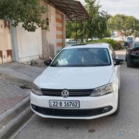 جيتا 2012خليجي ضرر قطعه وحده فقط جاملغ بدون دواخل بدون ايرباك سياره نض...